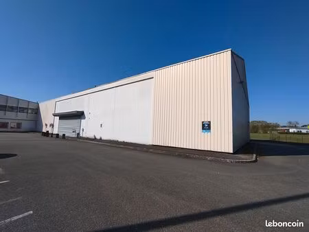 local commercial 974 m² vibraye
