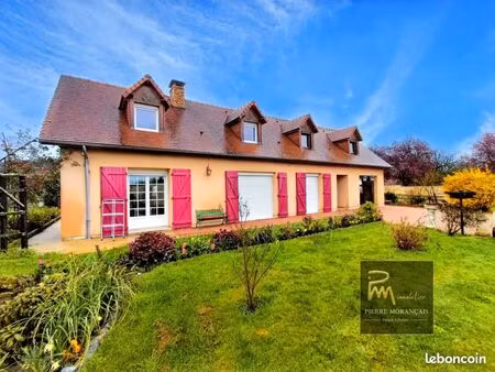 maison 6 pièces 245 m²