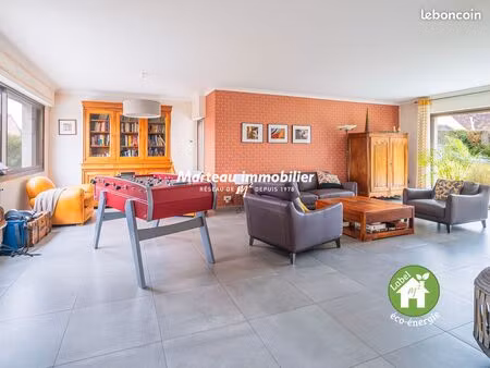 propriété 7 pièces 196 m²