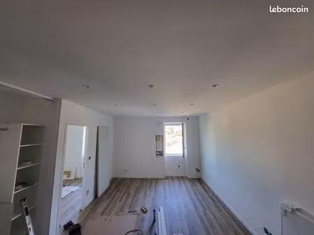 à louer – appartement t2 de 44 m² – fontaine-sur-saône (69270)