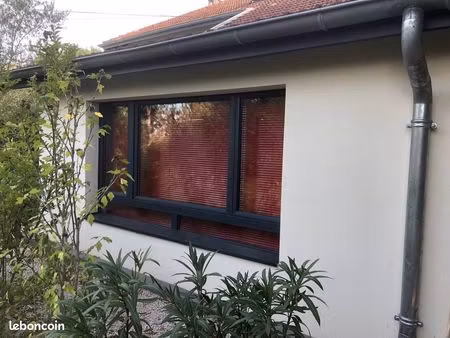 studio maisonnette indépendante dans parc