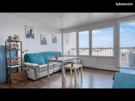t3 meublé moderne avec super vue