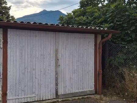 a vendre garage albertville 73200