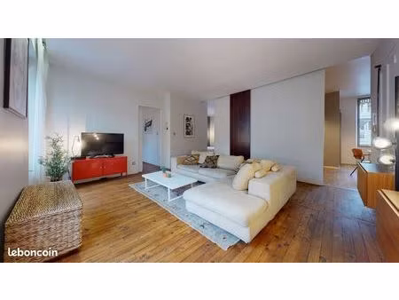 appartement 3 pièces 81 m²