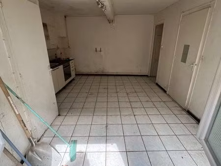 local commercial 35 m2