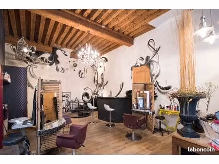 coiffeur lyon 1 en angle