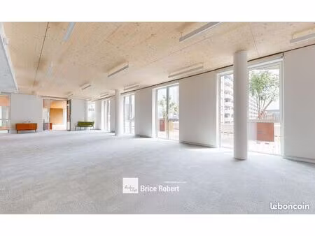 bureaux 441 m²