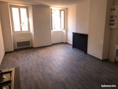 appartement 3 pièces 55 m²