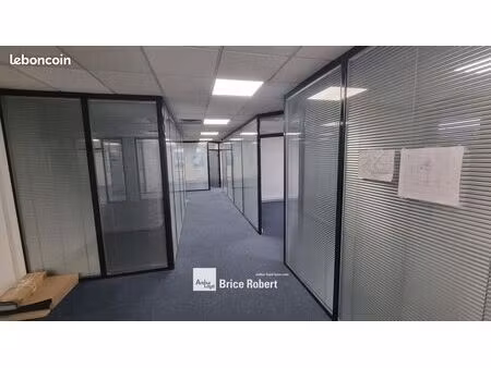 bureaux 220 m²