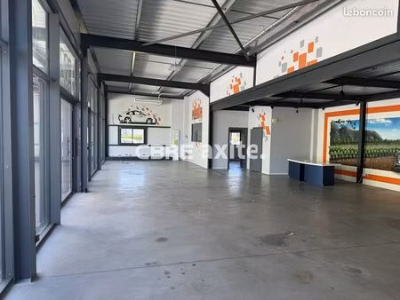 local commercial 250 m² francin