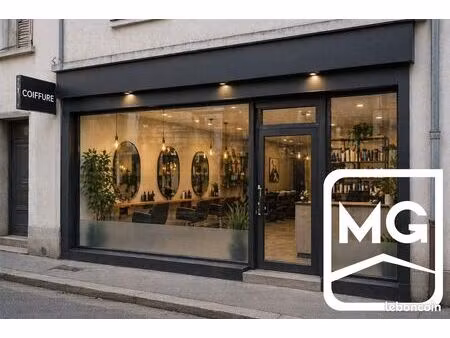 salon de coiffure 123 m² chambéry