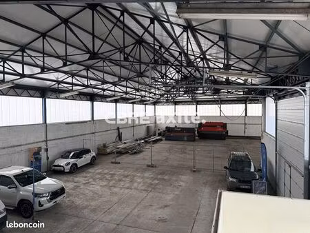 local commercial 650 m² la ravoire