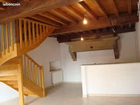 loue appartement maison à vauvillers
