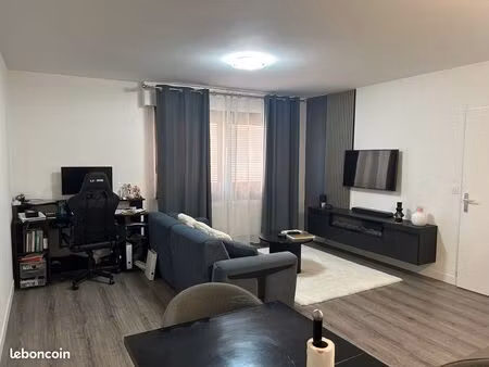 appartement 2 pièces- rue de genève