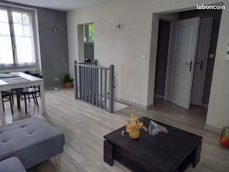 appartement 49 m2 meublé sur crête