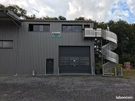 local d'activité / entrepôt 187 m²