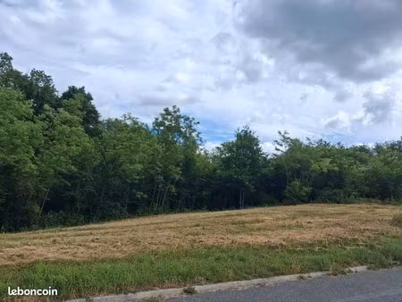 terrain 1 420 m² val de fier