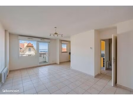 appartement 2 pièces 52 m²