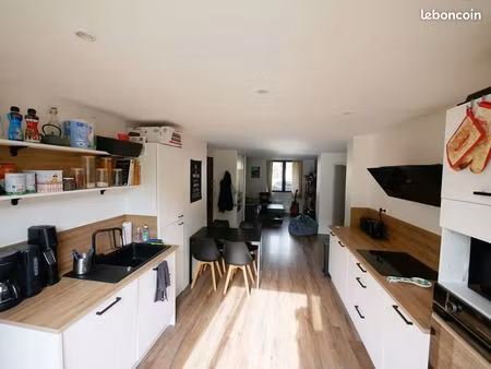 appartement 3 pièces 58 m²