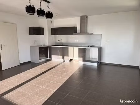 appartement 3 pièces 65 m²