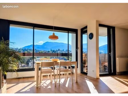 appartement 4 pièces 80 m² rénové – vue montagnes – étage élevé – annecy