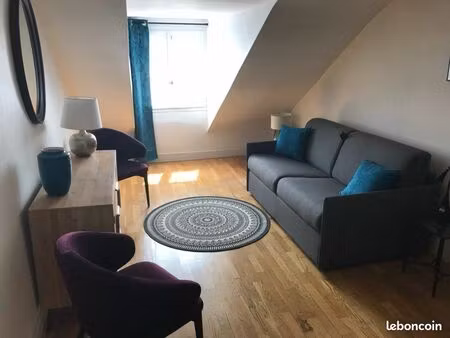 location studio meublé