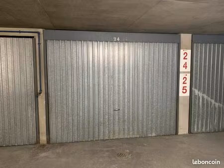 parking box fermé rue de vaugirard paris