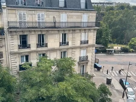 studio buttes chaumont