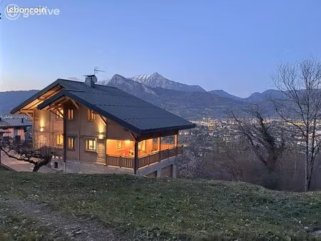 chalet 6 pièces 169 m²