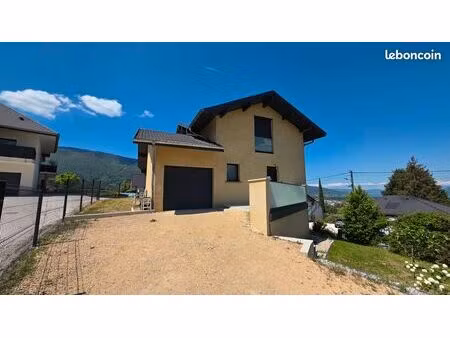 villa 5 pièces 115 m²