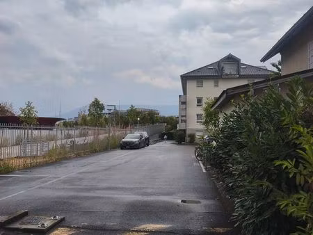 parking dans résidence sécurisée