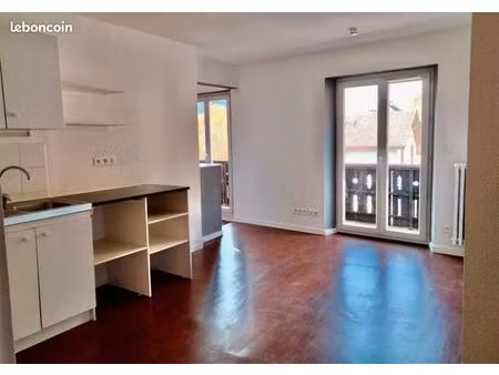 t1 non meublé 34.88 m2 à saint-jeoire 74490- balcon + parking