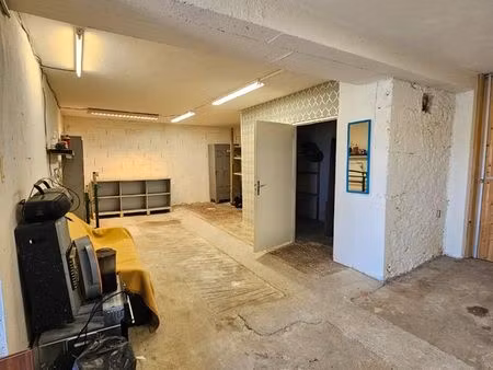 local de stockage et/ou atelier 45m² à choisy