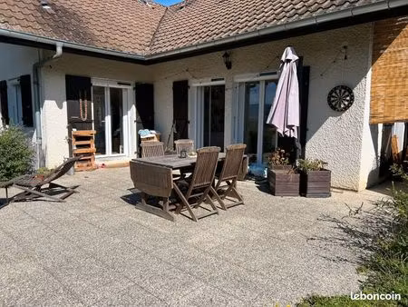 appartement dans maison familiale
