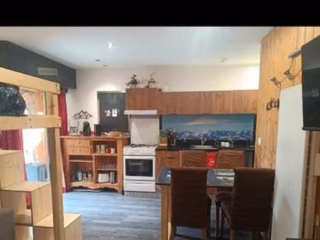 studio à l'année