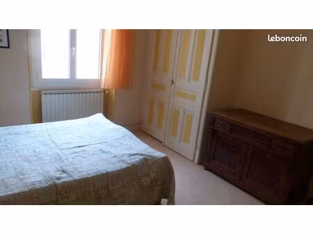 location pour 2 etudiant(e)s a 2 pas du lycee berthollet 1300 euros