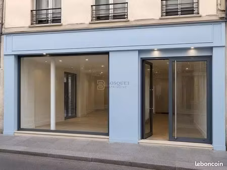local commercial 63 m² paris 2ème