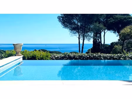 vente maison 7 pièces 275 m² sainte-maxime (83120)