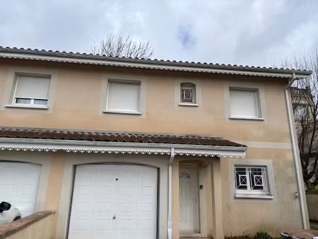 location maison 5 pièces 113.5 m² à gujan-mestras (33470)  1 450 €