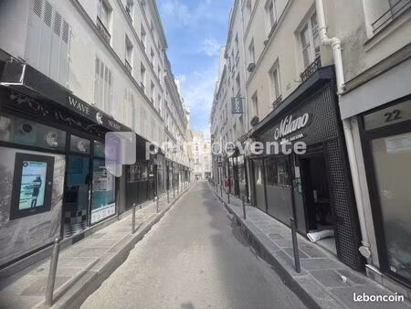 local commercial 105 m²