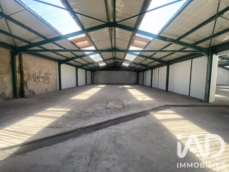 vente garage 387 m²