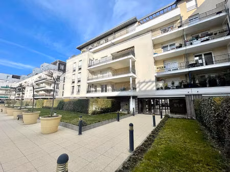 lucé - carré d'or - 3 pièces avec terrasse et 2 stationnements