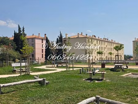 exclusivite  manosque  bel appartement avec balcon  loggia et vue dégagée  3/4 pièces de 6