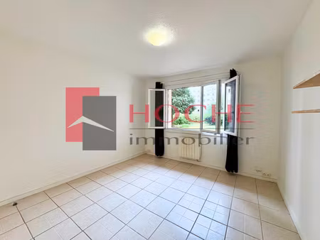 studio - 24 m²