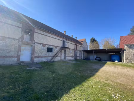 chambly -ancien corps de ferme a rehabiliter plein centre-vi