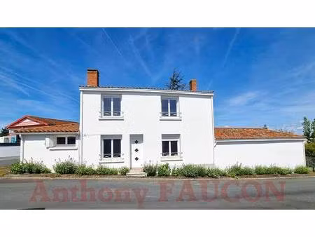 maison saint michel en l herm 3 pièce(s) 100 m2