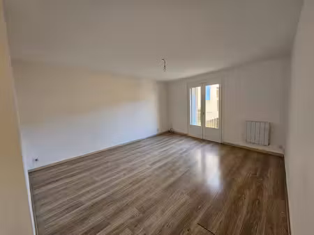 location appartement 3 pièces 64 m² à générac (30510)