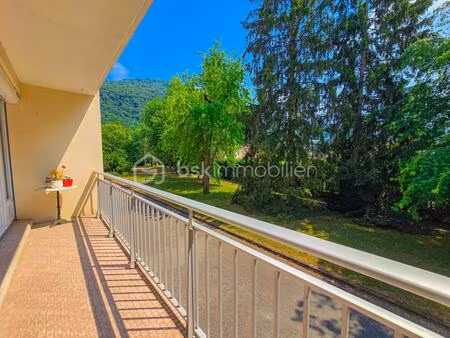 saint-martin-d’hères – limite poisat – t5 traversant avec balcon et cave