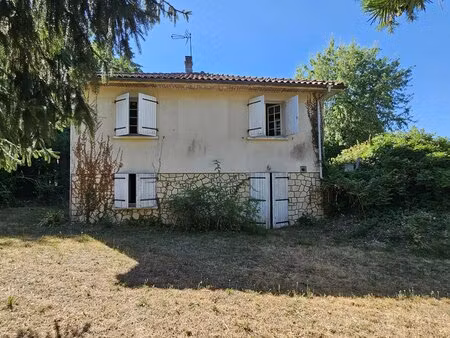maison de campagne individuelle avec ancien potentiel de chambres d'hôtes – une opportunit