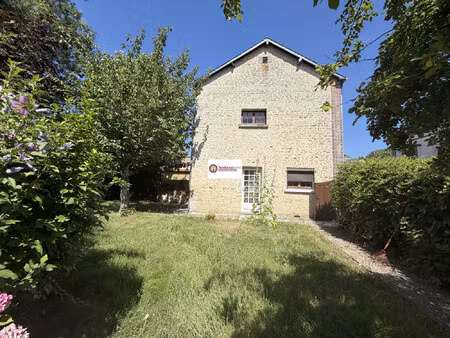 a vendre dans le secteur de courtomer